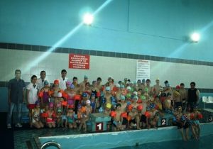 Yüzme havuzu dolup taşıyor